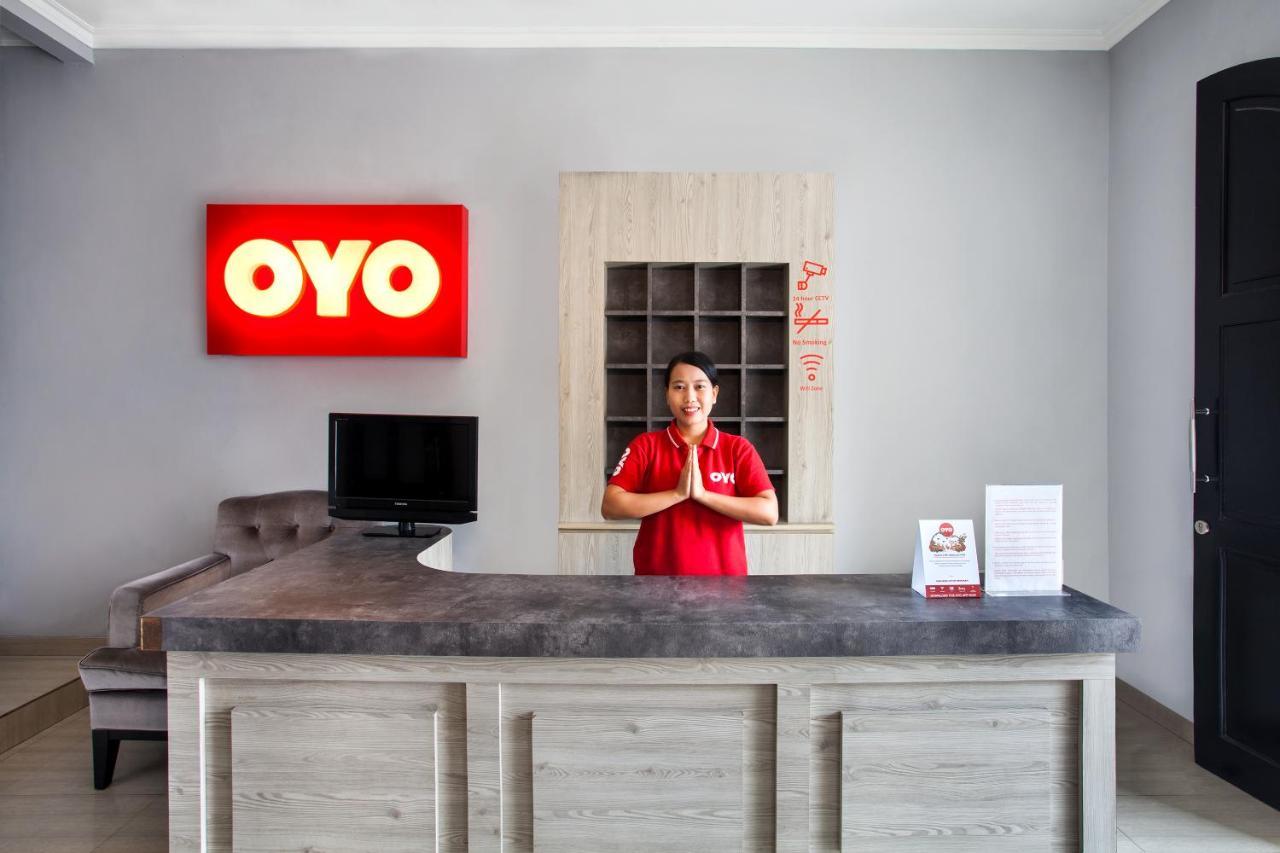 Oyo 105 La Maison D Ilona Jakarta Exterior foto