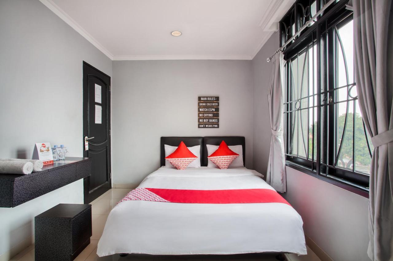 Oyo 105 La Maison D Ilona Jakarta Exterior foto